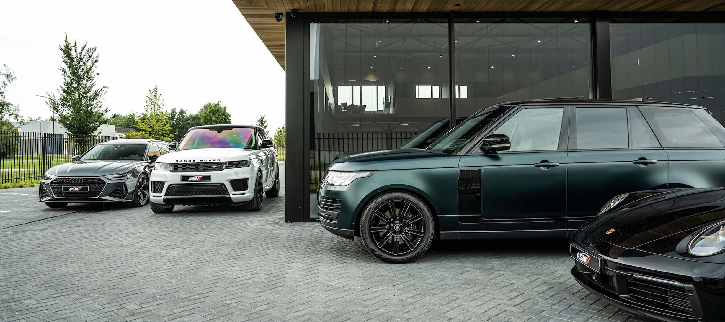 Common Image dinesten_images_1761916099.jpg Receptionist | FinancialLease