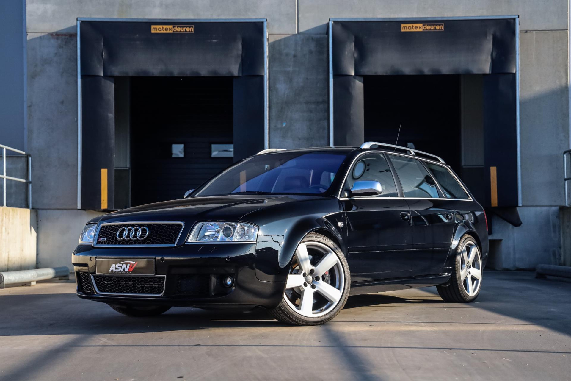 Audi RS6 Avant 4.2 Quattro, 450 PK, C5, Schuif/-Kanteldak, Navigatie, Recaro/Seats/Zwart, Full/History, 163DKM!! 43758180-41.jpg | FinancialLease