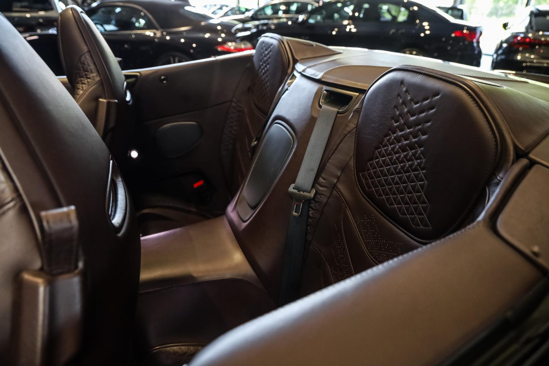 Aston Martin DBS Volante 5.2 V12 SUPERLEGGERA, 725 PK, Carbon/Body/Pack, Premium/Sport/Seats, Stoel/Verwarming/Ventilatie, BTW!! 45599323-33.jpg | FinancialLease