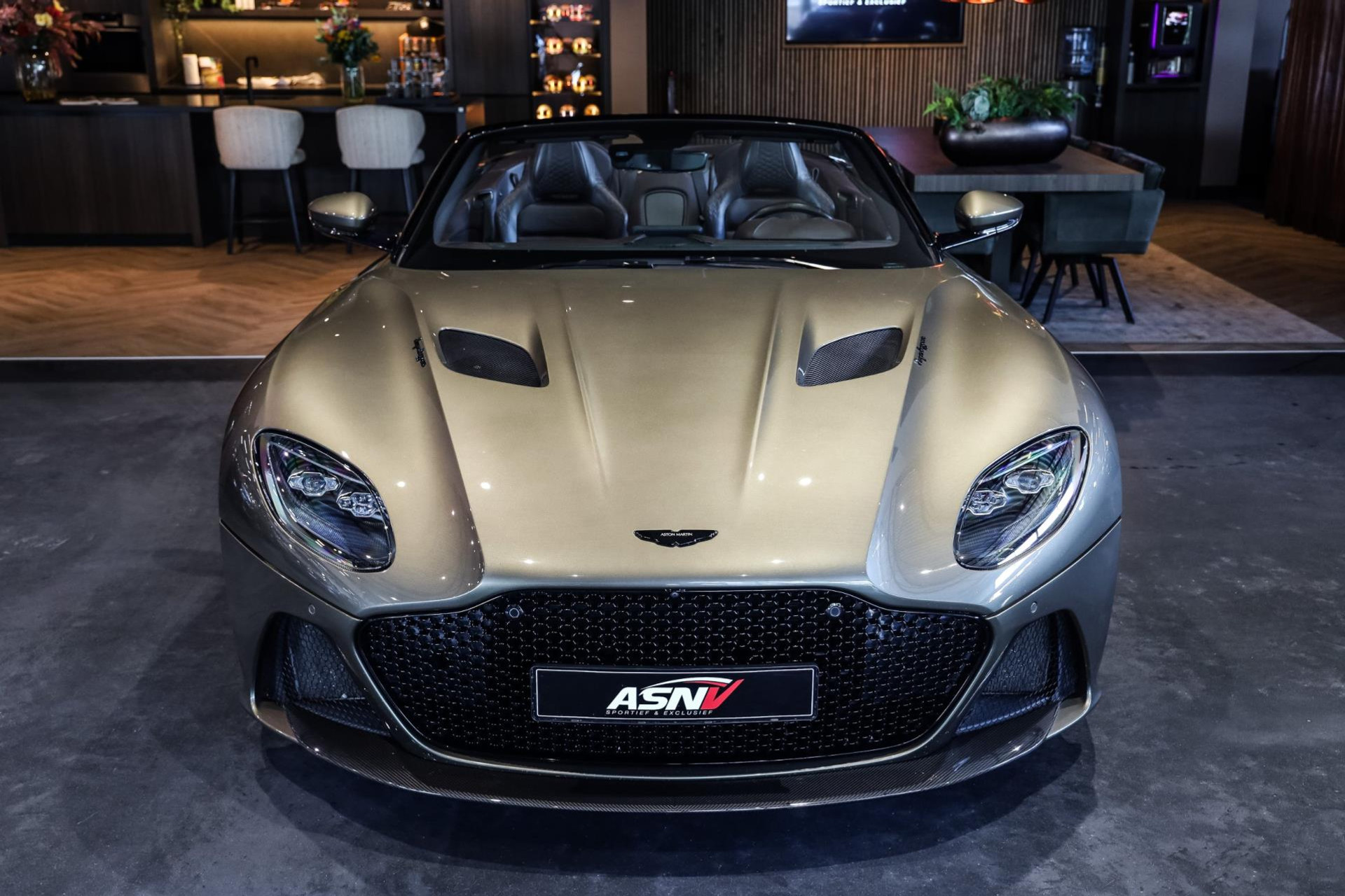 Aston Martin DBS Volante 5.2 V12 SUPERLEGGERA, 725 PK, Carbon/Body/Pack, Premium/Sport/Seats, Stoel/Verwarming/Ventilatie, BTW!! 45599323-35.jpg | FinancialLease