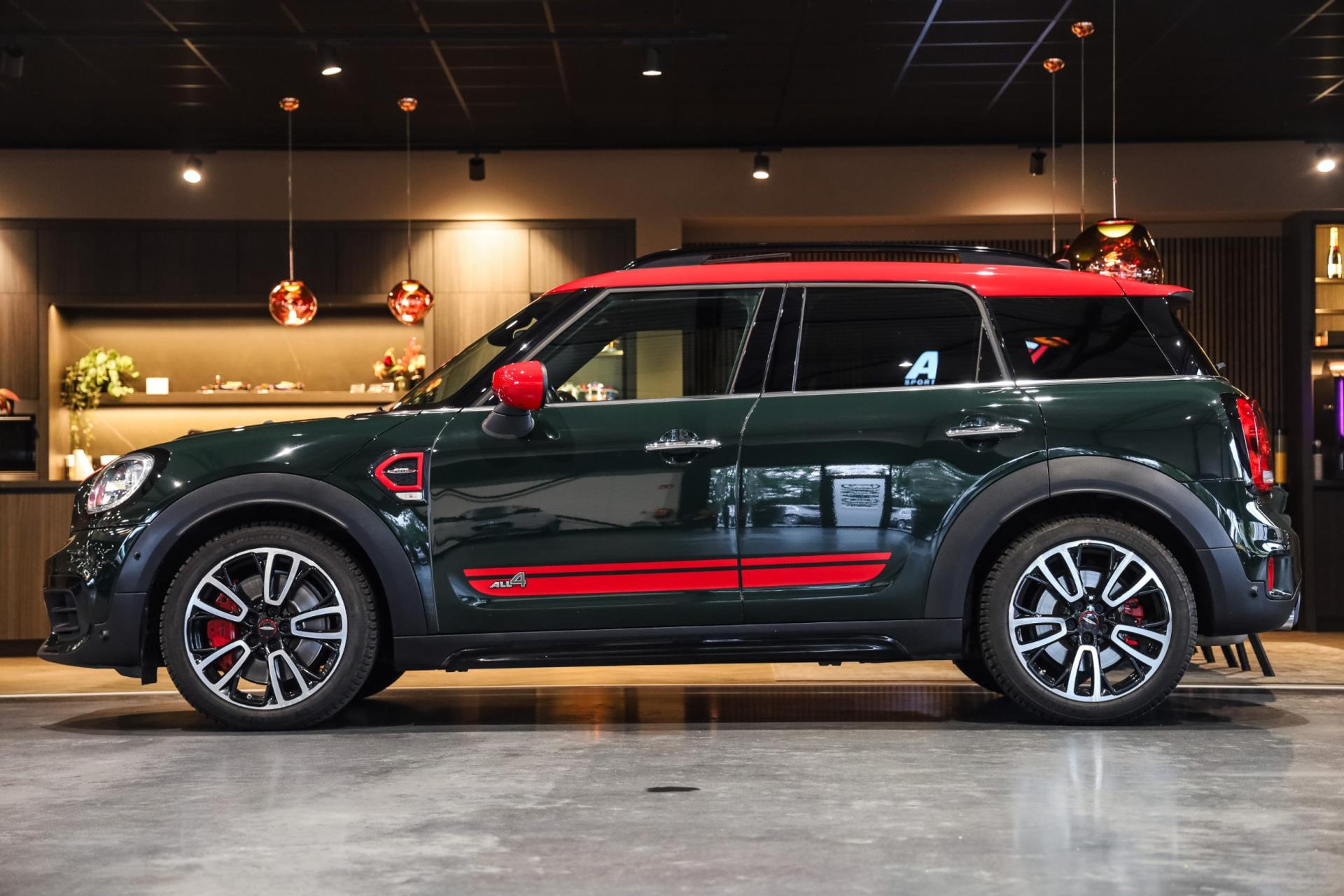 MINI Countryman 2.0 John Cooper Works ALL4, 306 PK, JCW/Seats, Pano/Dak, Rebel/Green, Harman/Kardon, Full/LED, Keyless, BTW!! 47785926-1.jpg | FinancialLease