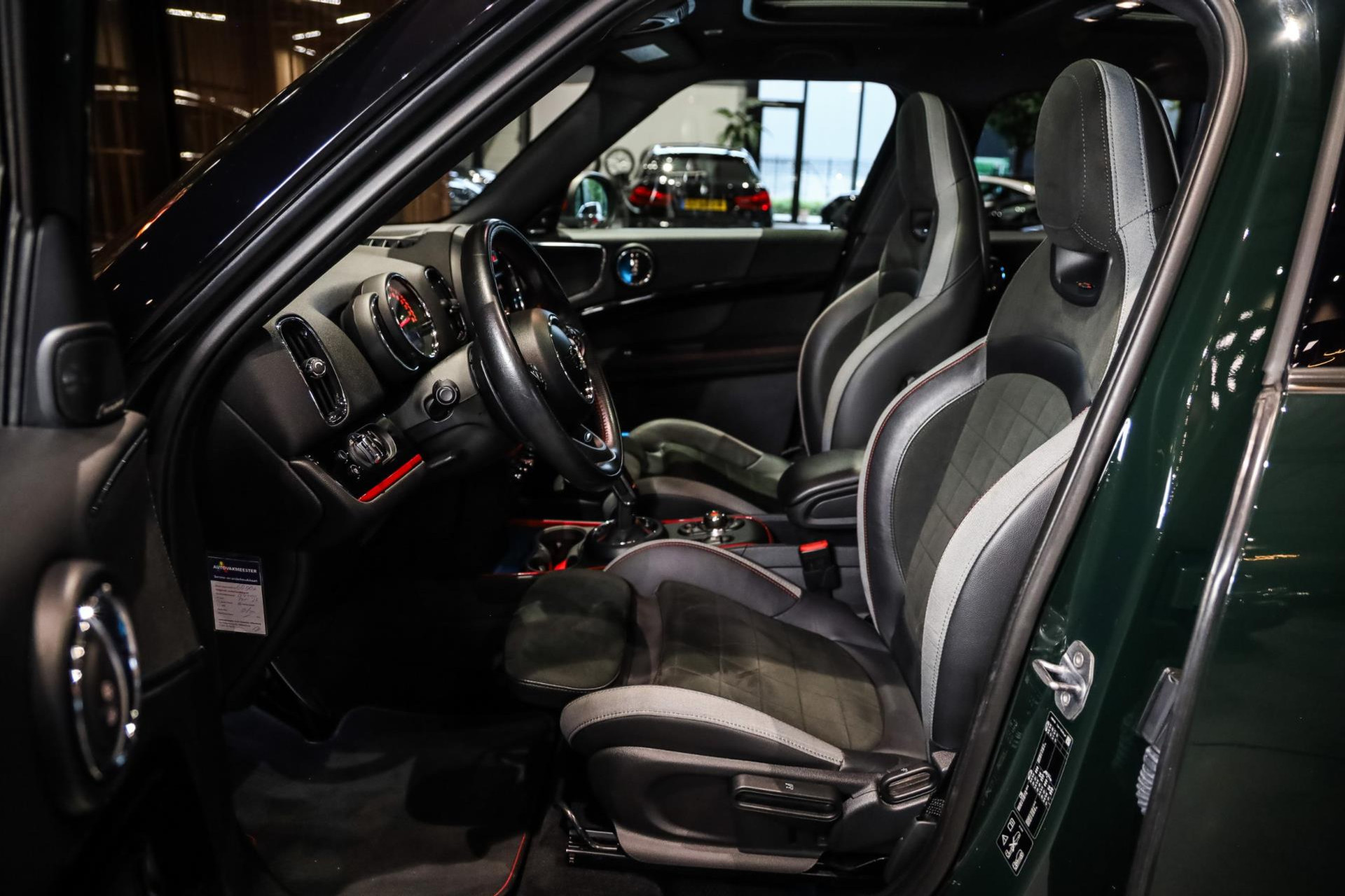 MINI Countryman 2.0 John Cooper Works ALL4, 306 PK, JCW/Seats, Pano/Dak, Rebel/Green, Harman/Kardon, Full/LED, Keyless, BTW!! 47785926-5.jpg | FinancialLease