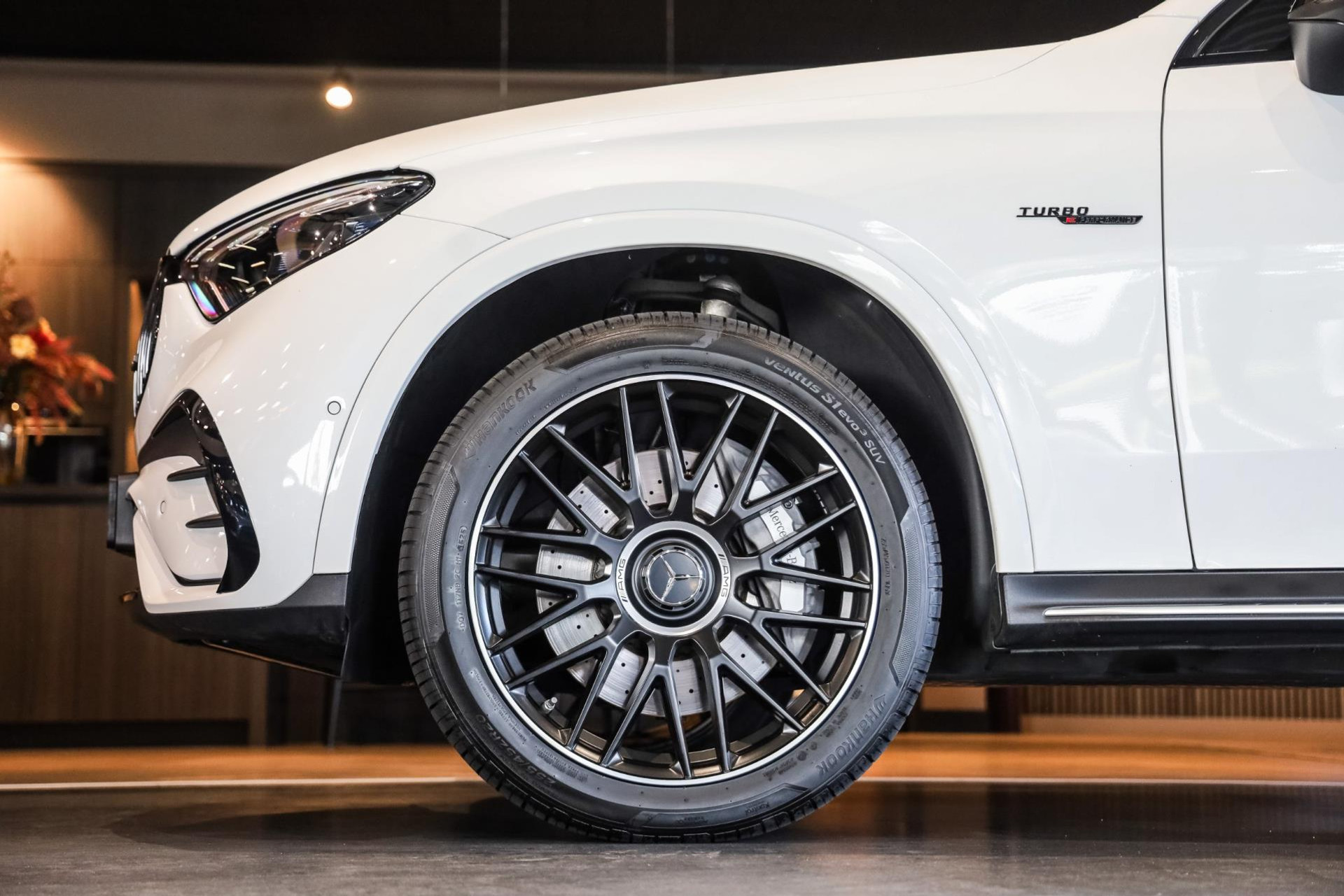 Mercedes-Benz GLC Coupé 400e 4MATIC AMG Line, 381 PK, Full/63AMG, Pano/Dak, Head/Up, Distronic/Plus, 360/Camera, Org. NL!! 47884573-10.jpg | FinancialLease