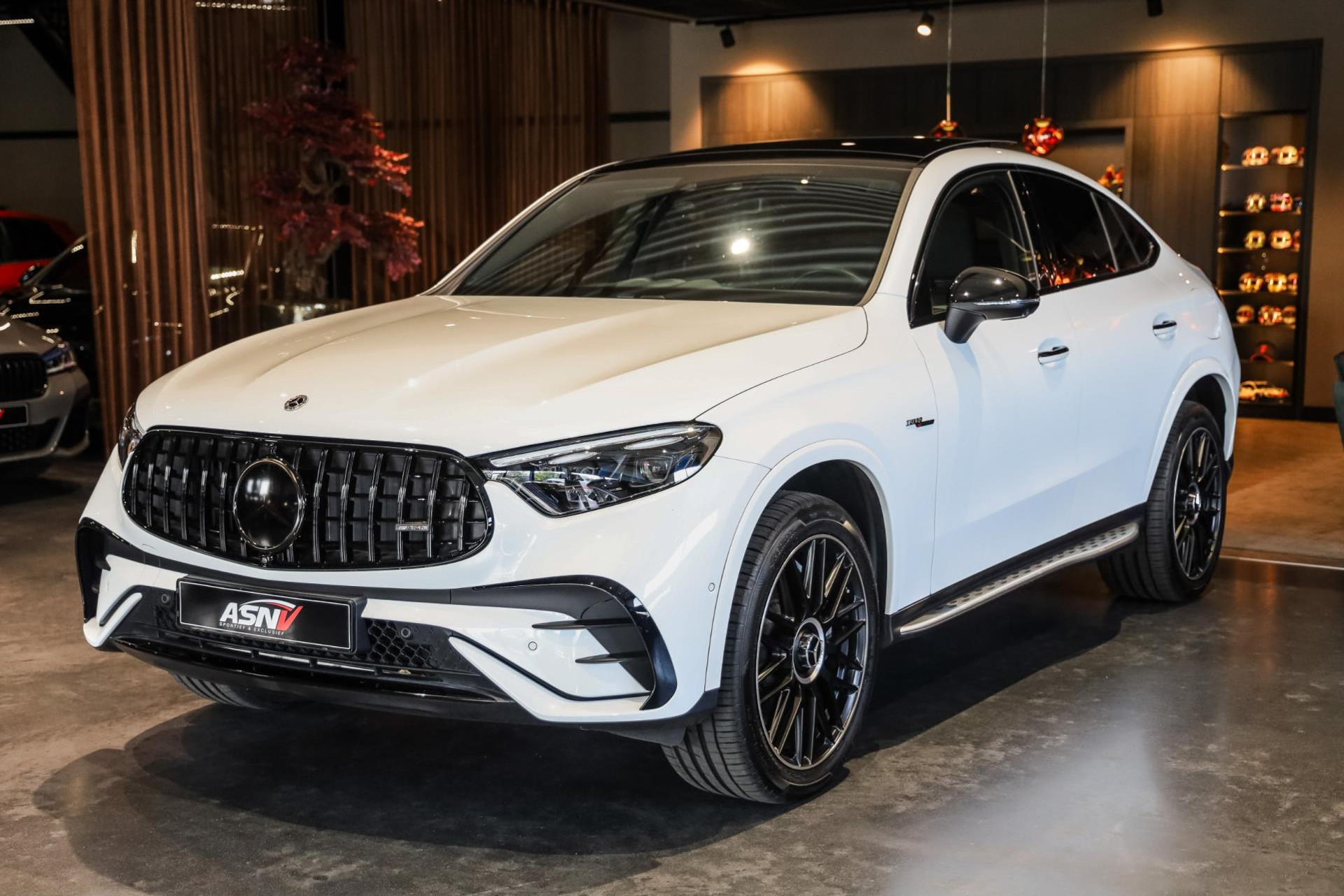 Mercedes-Benz GLC Coupé 400e 4MATIC AMG Line, 381 PK, Full/63AMG, Pano/Dak, Head/Up, Distronic/Plus, 360/Camera, Org. NL!! 47884573-36.jpg | FinancialLease