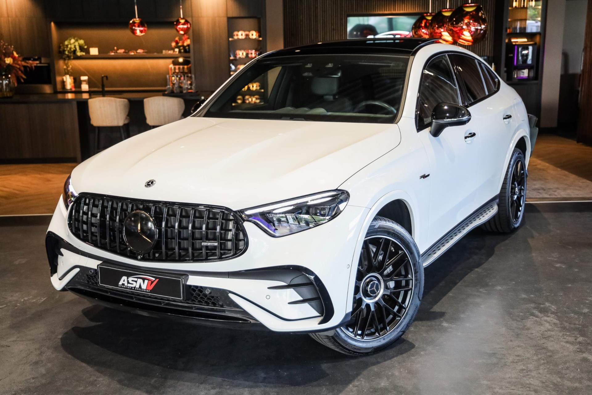 Mercedes-Benz GLC Coupé 400e 4MATIC AMG Line, 381 PK, Full/63AMG, Pano/Dak, Head/Up, Distronic/Plus, 360/Camera, Org. NL!! 47884573-8.jpg | FinancialLease