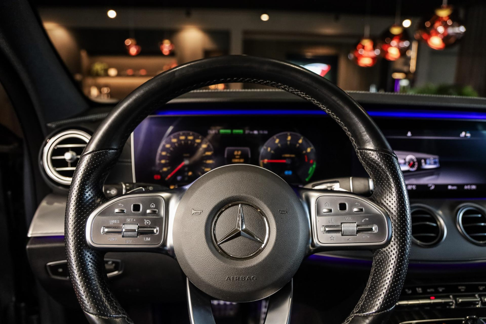 Mercedes-Benz E-Klasse Estate 300 de Business Solution AMG, 306 PK, AMG/In/Exterieur, Wide/Screen, Night/Pakket, Camera, BTW, 2020 47970019-12.jpg | FinancialLease