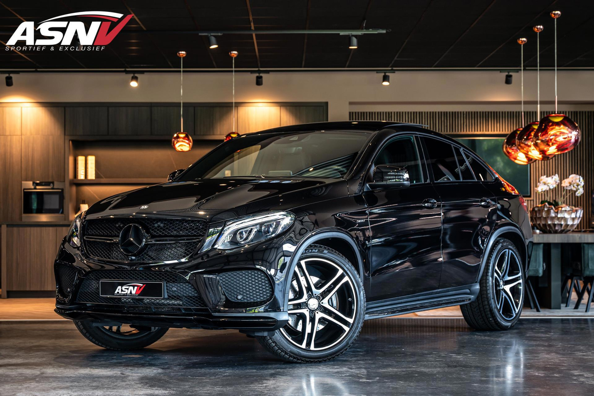 Mercedes-Benz GLE Coupé 450 AMG 4MATIC, 367 PK, Harman/Kardon, Pano/Dak, Night/Pakket, 360'' Camera, LED, 2016, 90DKM!!! 48516761-0.jpg | FinancialLease