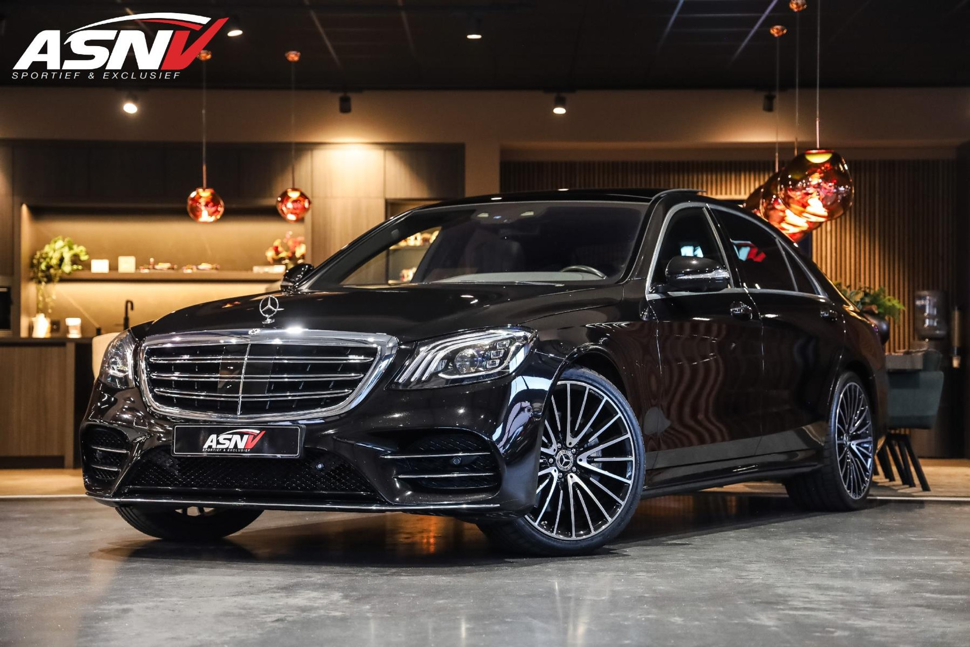 Mercedes-Benz S-Klasse 560 4Matic Lang Premium Plus, 469 PK, AMG/In/Exterieur, Distronic/Plus, Chauffeur/Pakket, Rear/Entertaiment 48671415-0.jpg | FinancialLease